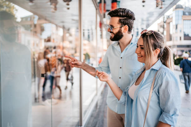 istock Couple  window shopping 1312490818