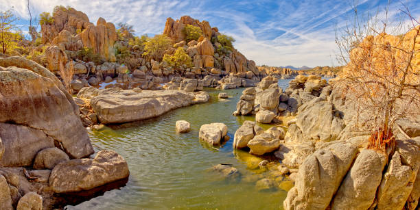 istock Rocky Lagoon in Watson Lake AZ 1312498360