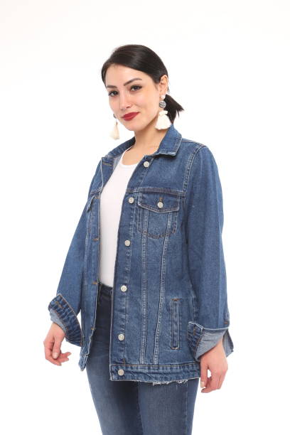 istock beautiful girl in jeans 1312524231