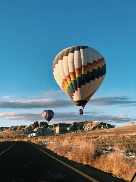 istock Hot air balloons 1312525493