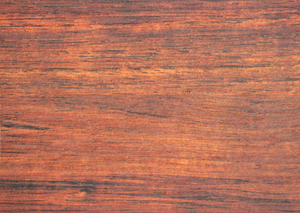 cereza oscura, superficie de madera roja natural con rayas oscuras de primer plano. - wood cherry dark mahogany tree fotografías e imágenes de stock