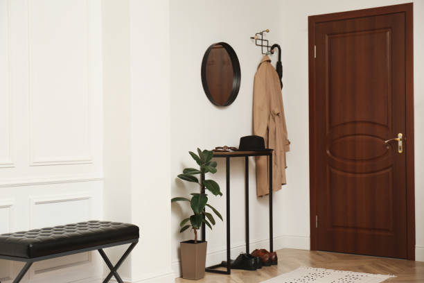 istock Light hallway with stylish furniture. Interior design 1312609656