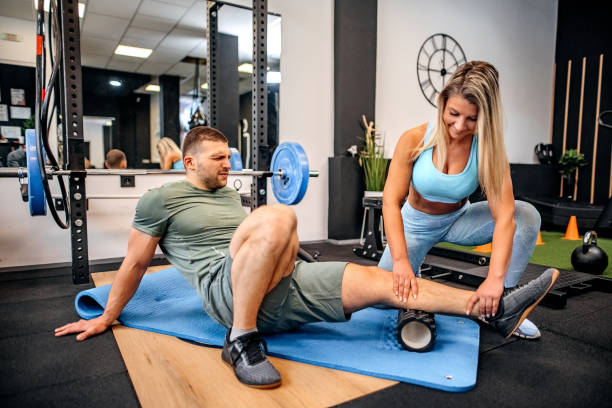 istock Man and woman workout together 1312615167