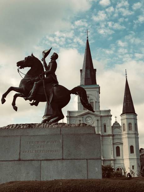 istock new orleans architecture mausoleum 1312643034