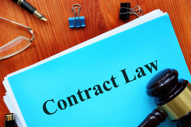 istock Contract law is shown on the photo using the text 1312684995