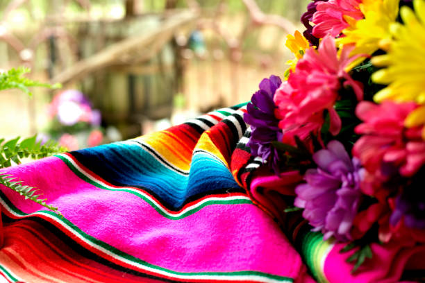 cinco de mayo table setting. - cultura hispanoamericana fotografías e imágenes de stock