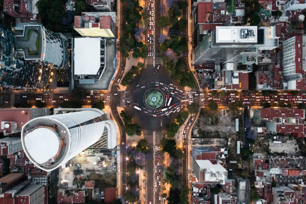 bezpośrednio nad widokiem na rondo w ciudad de mexico - paseo de la reforma zdjęcia i obrazy z banku zdjęć