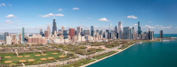 istock Aerial Panorama of Chicago in Spring 1312894615
