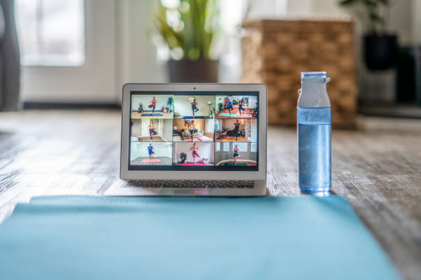 istock Online Fitness Class 1312900108