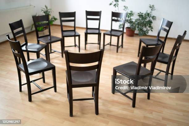 A Circle Of Empty Chairs Stock Photo - Download Image Now - Alcoholics Anonymous, Drug Rehab, Meeting