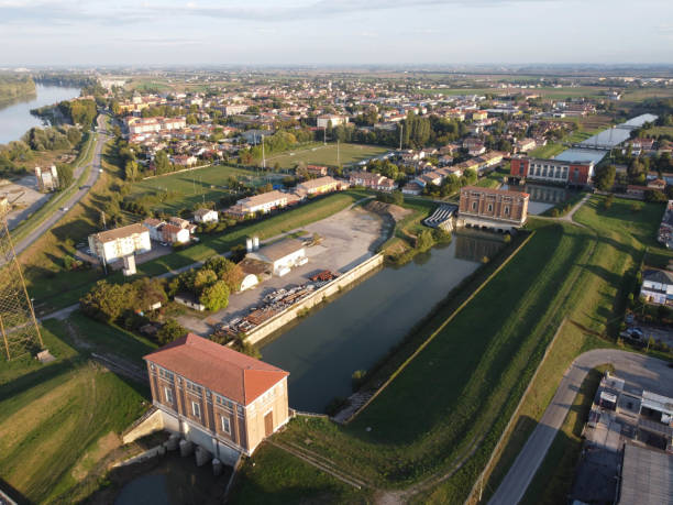 istock Aerial view of Boretto irrigation channels, Emilia Romagna. Italy 1313013540