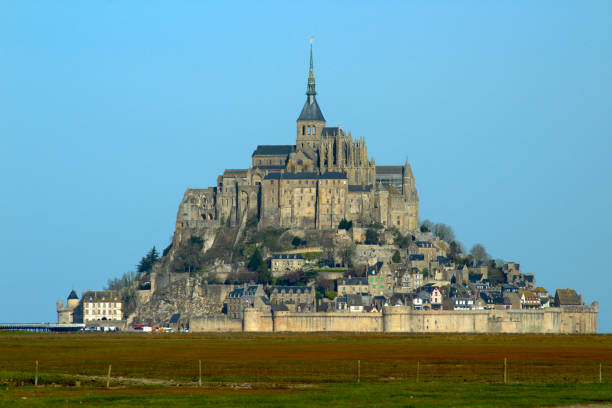 istock View of Mont Saint Michel 1313021866