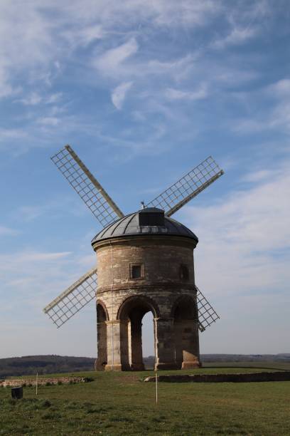 istock Chesterton windmill leamington spa England 1313101018
