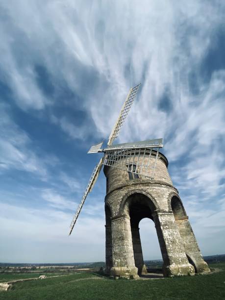 istock Chesterton windmill leamington spa England 1313101019