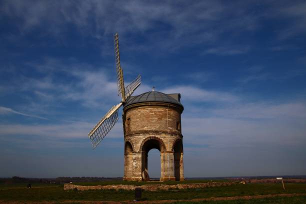istock Chesterton windmill leamington spa England 1313101025