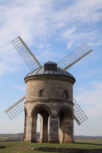 istock Chesterton windmill leamington spa England 1313101059