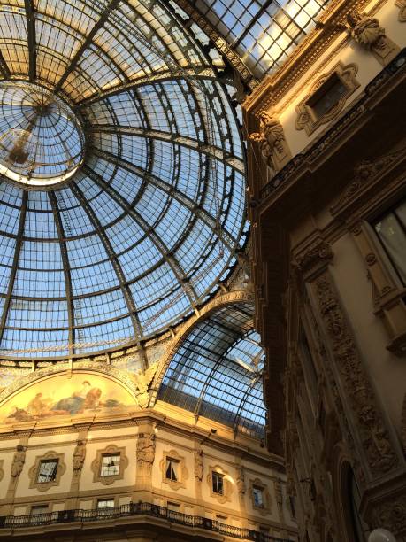 galería vittorio emanuele milán - dome skylight stained glass glass fotografías e imágenes de stock