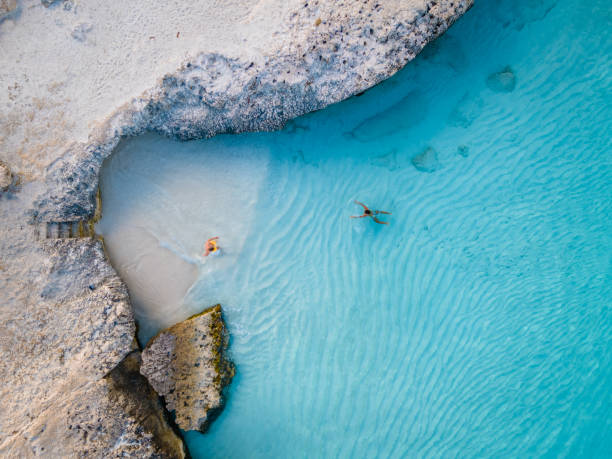 istock Tres Trapi Steps Triple Steps Beach, Aruba completely empty, Popular beach among locals and tourists, crystal clear ocean Aruba 1313139214