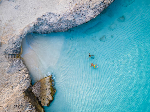 istock Tres Trapi Steps Triple Steps Beach, Aruba completely empty, Popular beach among locals and tourists, crystal clear ocean Aruba 1313139360