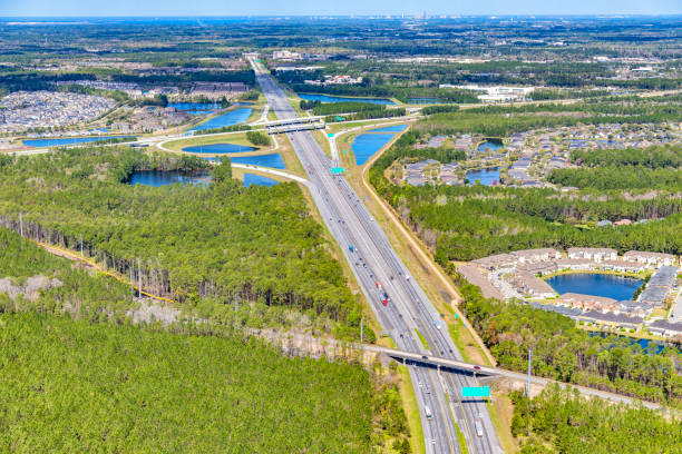 interstate 95 échangeur aérien - interstate 95 photos et images de collection