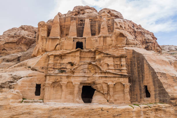 istock ObeliskTomb at the archaeological site Petra, Jord 1313166885