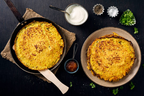 stos bezglutenowej czerwonej soczewicy panckes - cooked chick peas zdjęcia i obrazy z banku zdjęć