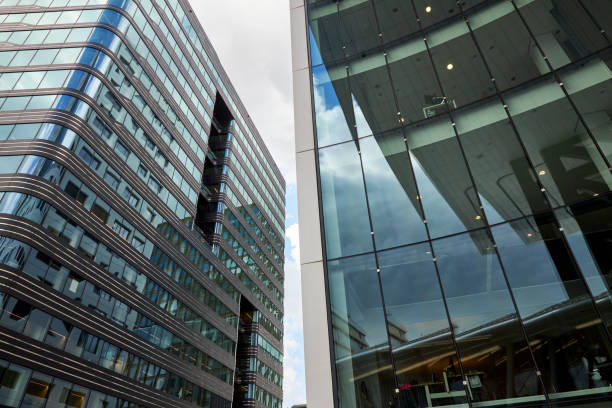 istock Modern city architecture glass facade in Utrecht 1313241233