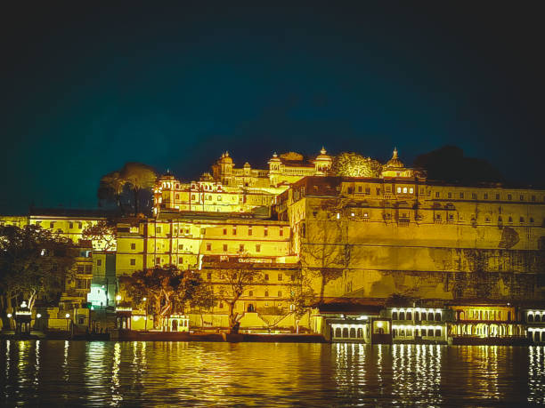istock City Palace in Udiapur 1313318106