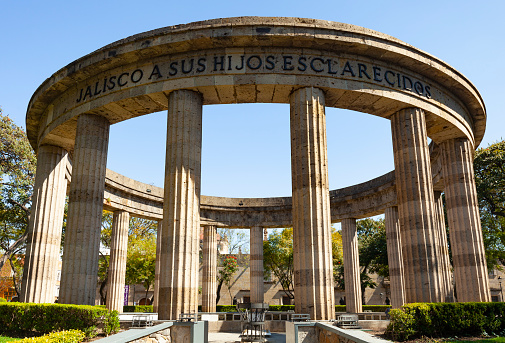 This monument honors great people from the Mexican state of Jalisco.