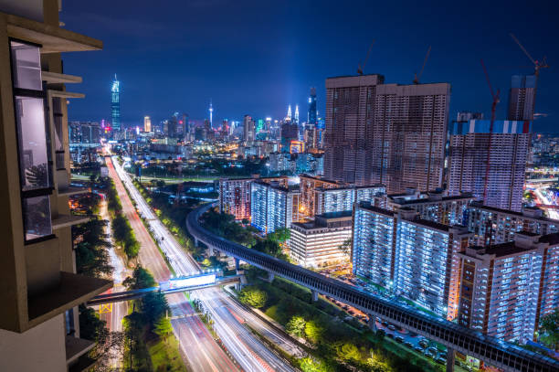 istock Kuala Lumper skyline at night 1313408098