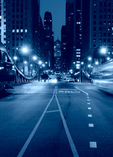Traffic in the night, LaSalle street, Chicago, USA.