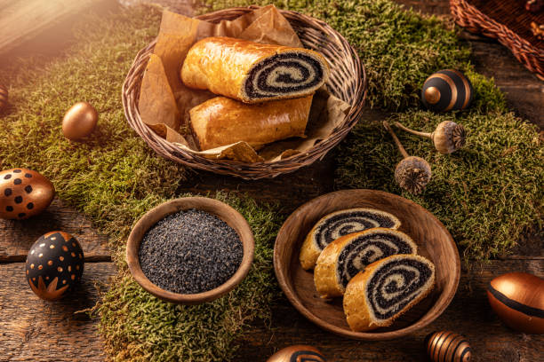 istock Sweet bread buns stuffed with poppy seeds 1313415832