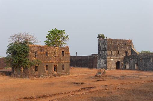 Ruined structures inside Jaigad Fort, Jaigad, Ratnagiri, Maharashtra, India. Built by Bijapur Kings in the 16th century.