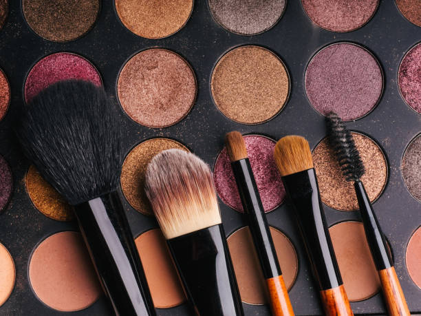 istock makeup brush set and professional eye shadow palette 1313441494