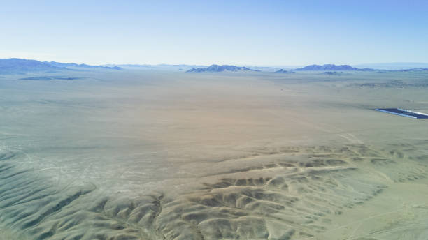 meseta de montaña en mongolia vista aérea - gobi desert fotografías e imágenes de stock