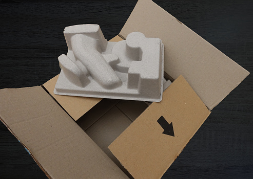 Open cardboard box  Secure packaging for goods transport