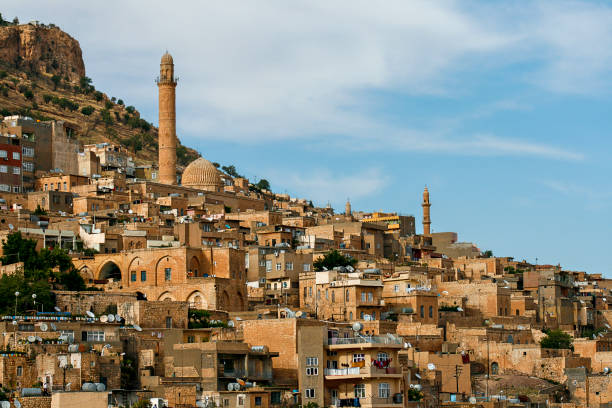 Old town Mardin, Turkey View over the historical city of Mardin in Southeastern Turkey midyat photos stock pictures, royalty-free photos & images