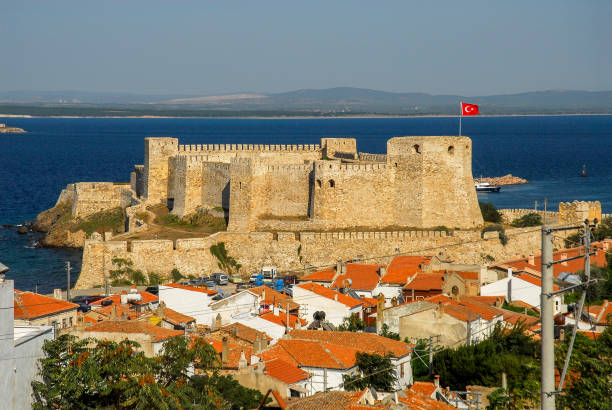 bozcaada(tenedos) historical castle view - çanakkale city imagens e fotografias de stock