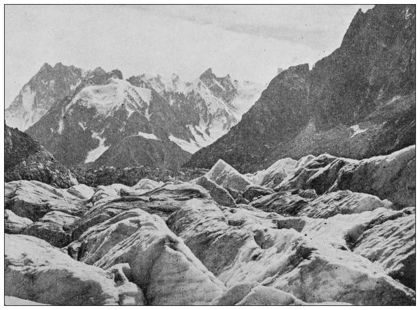 ilustrações, clipart, desenhos animados e ícones de foto antiga dos marcos mundiais (por volta de 1894): geleira mont blanc, suíça - glacier mountain ice european alps