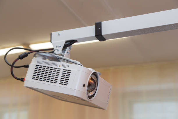 istock The fluorescent lamps are on at the back. 1313680823