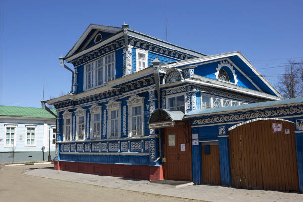 고로데츠의 �명소. 러시아. 19 세기의 역사적인 목조 주택, 요즘 러시아 사모바르 박물관 - gorodets 뉴스 사진 이미지