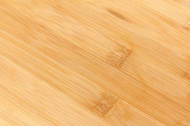 topo vista placa de corte de madeira de alta qualidade, madeira marrom. tábuas de corte feitas de bambu natural. - domestic kitchen pattern old scratched - fotografias e filmes do acervo