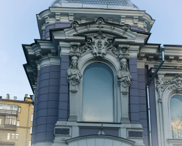 istock Sculptural bas-reliefs of an old house 1313829852