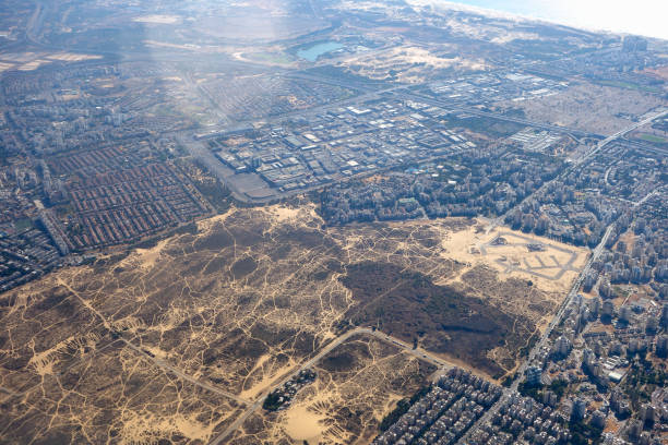 istock Aerial view of Tel Aviv 1313901569