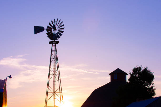 istock Windmill-at sunset- Howard County Indiana 1313902243