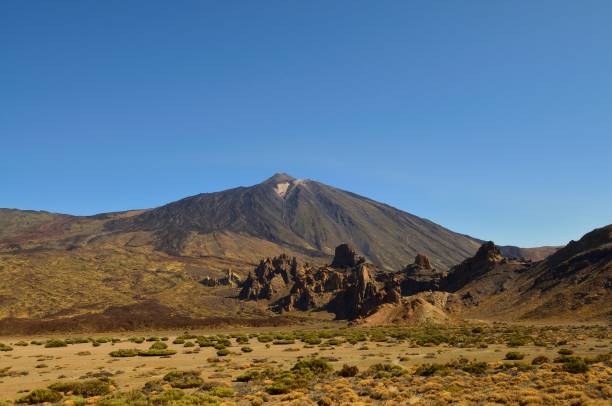 scena del deserto del parco nazionale di el teide - tenerife spain national park may foto e immagini stock