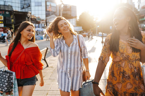 istock Shopaholics in the city 1313962800