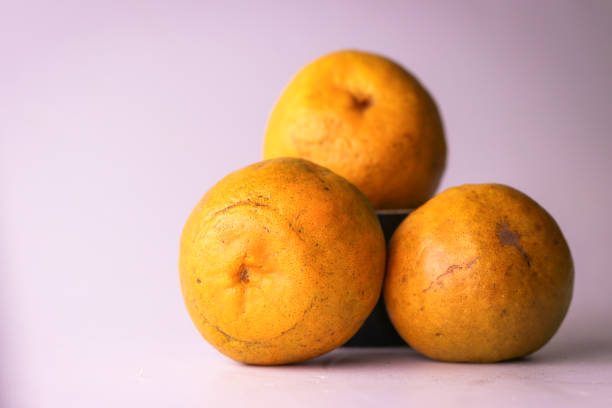 istock orange fruits 1313965045