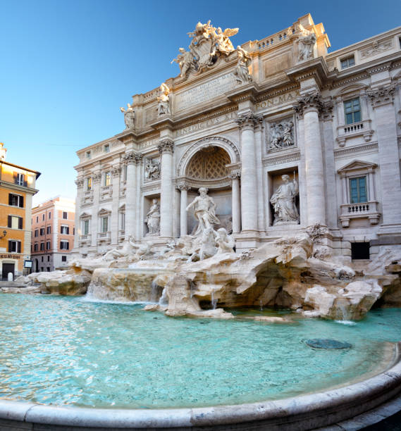 fontanna di trevi o wschodzie słońca, rzym - trevi fountain rome fountain monument zdjęcia i obrazy z banku zdjęć