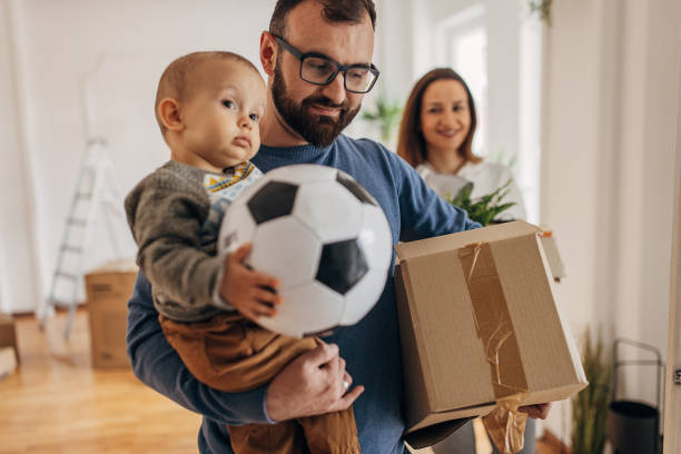 istock Family in their new home 1313978683